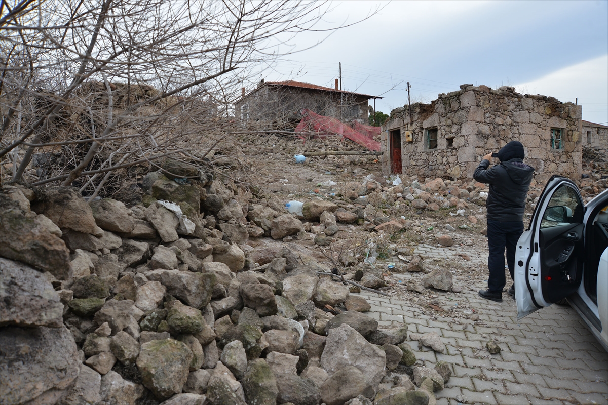 Çanakkale'deki deprem anı kameralarda