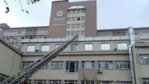 Devlet hastanesinde silahlı saldırı paniği