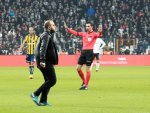 Beşiktaş saha kapama cezasını 1 yıl sonra çekecek
