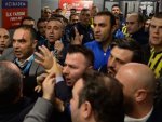 Fenerbahçeli yöneticinin kafası yarıldı