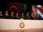 Galatasaray’daki skandala tepkiler: 4 üye istifa etti