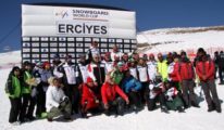 Snowboard’da Yankov ve Zavarzina şampiyon oldu