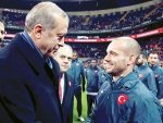 Tayyip Erdoğan: Sneijder Hollandalılar gibi düşünmüyor